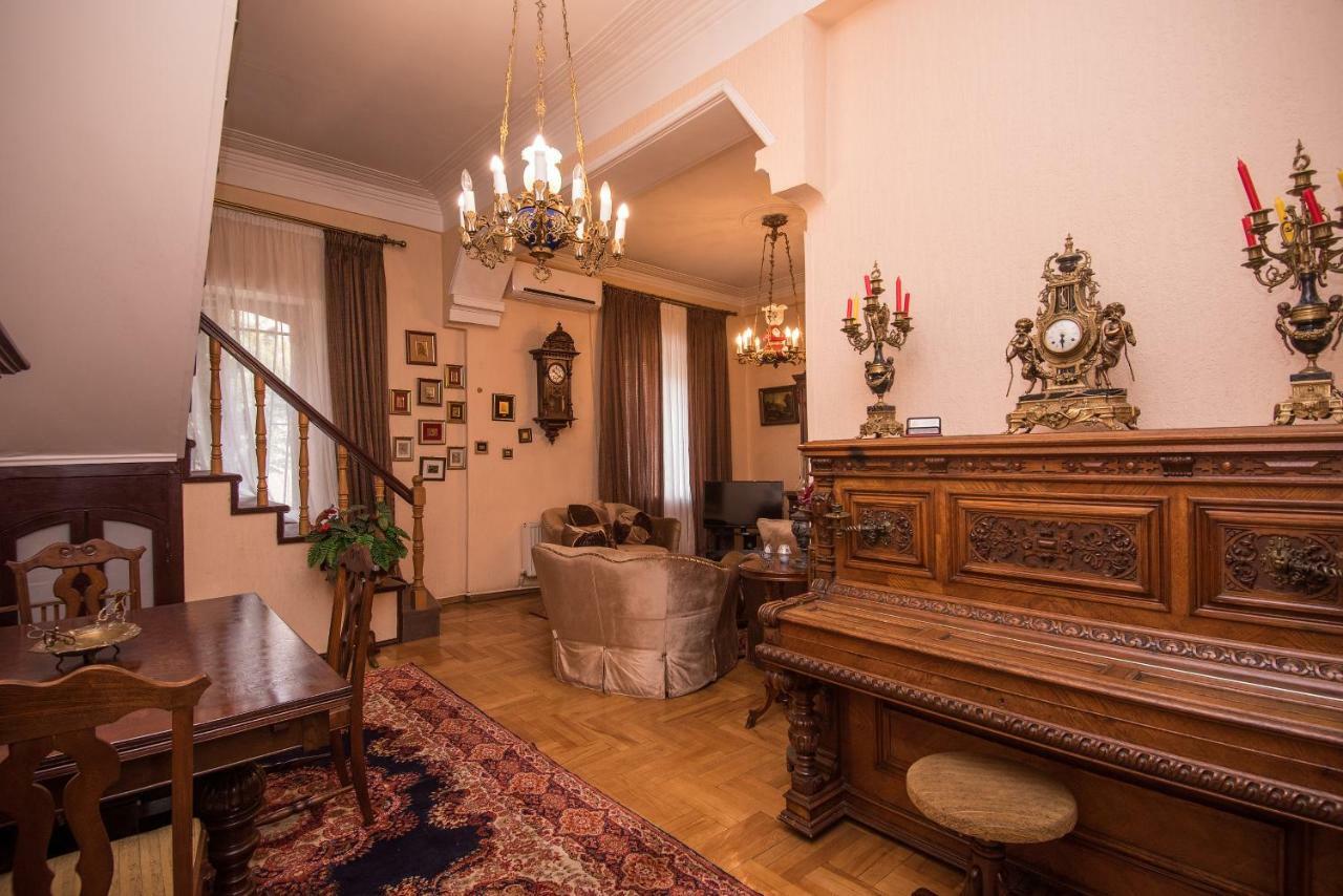 Lia'S Guest House Tbilisi Exterior photo