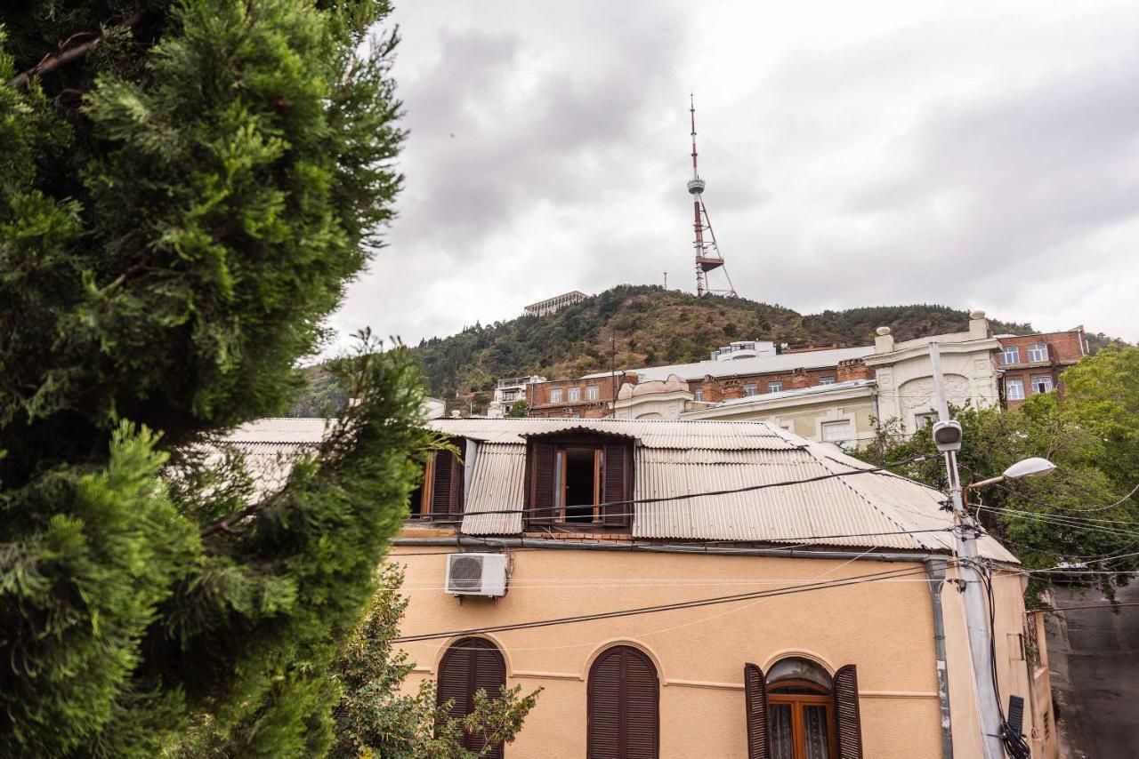 Lia'S Guest House Tbilisi Exterior photo