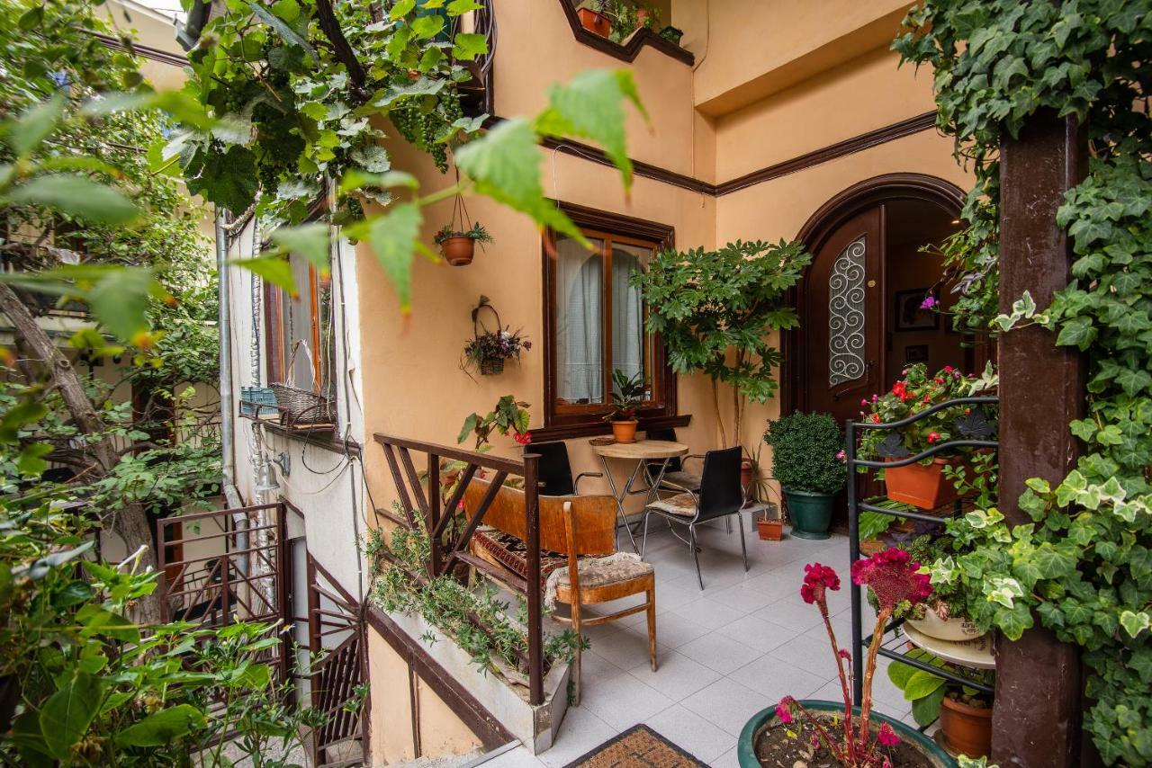 Lia'S Guest House Tbilisi Exterior photo